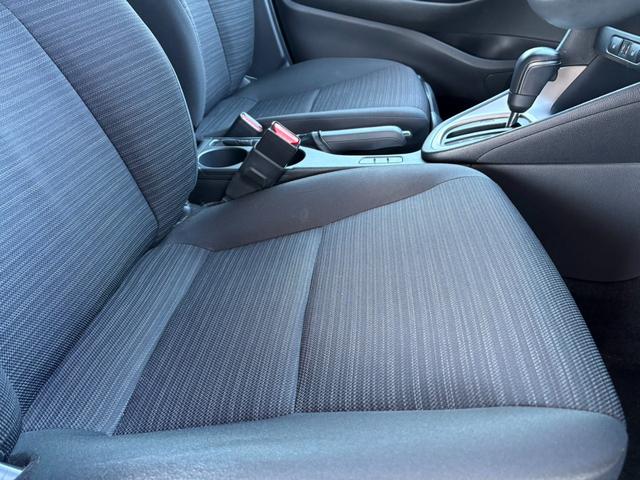 ヤリス ハイブリッドＺ　車検２年付き・純正ナビ・バックカメラ・ＥＴＣ・ドラレコ・ＬＥＤヘッドライト・フォグ・スマートキー・禁煙車・シートヒーター・モデリスタＡＷ・新車記録簿・ＴＳＳ（22枚目）