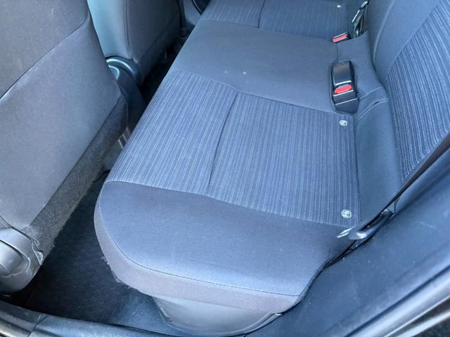 ヤリス ハイブリッドＺ　車検２年付き・純正ナビ・バックカメラ・ＥＴＣ・ドラレコ・ＬＥＤヘッドライト・フォグ・スマートキー・禁煙車・シートヒーター・モデリスタＡＷ・新車記録簿・ＴＳＳ（40枚目）