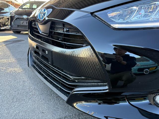 ヤリス ハイブリッドＺ　車検２年付き・純正ナビ・バックカメラ・ＥＴＣ・ドラレコ・ＬＥＤヘッドライト・フォグ・スマートキー・禁煙車・シートヒーター・モデリスタＡＷ・新車記録簿・ＴＳＳ（42枚目）