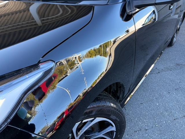 ヤリス ハイブリッドＺ　車検２年付き・純正ナビ・バックカメラ・ＥＴＣ・ドラレコ・ＬＥＤヘッドライト・フォグ・スマートキー・禁煙車・シートヒーター・モデリスタＡＷ・新車記録簿・ＴＳＳ（45枚目）