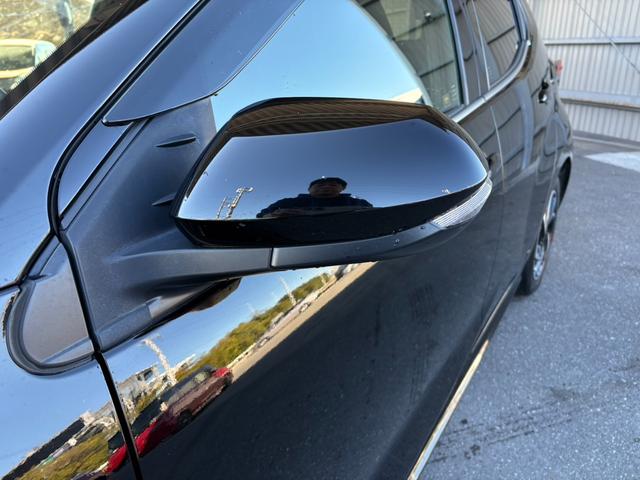 ヤリス ハイブリッドＺ　車検２年付き・純正ナビ・バックカメラ・ＥＴＣ・ドラレコ・ＬＥＤヘッドライト・フォグ・スマートキー・禁煙車・シートヒーター・モデリスタＡＷ・新車記録簿・ＴＳＳ（47枚目）