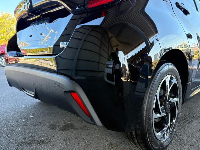 ヤリス ハイブリッドＺ　車検２年付き・純正ナビ・バックカメラ・ＥＴＣ・ドラレコ・ＬＥＤヘッドライト・フォグ・スマートキー・禁煙車・シートヒーター・モデリスタＡＷ・新車記録簿・ＴＳＳ（65枚目）