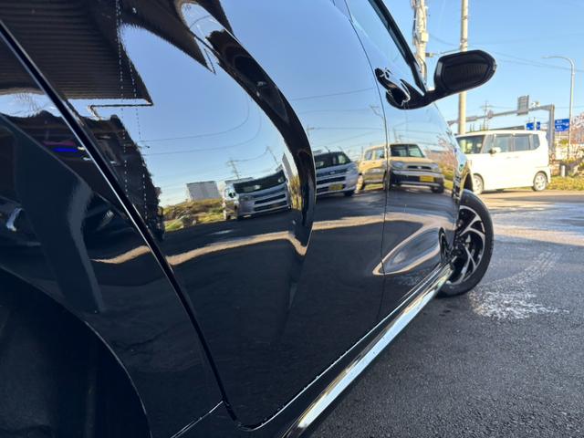 ヤリス ハイブリッドＺ　車検２年付き・純正ナビ・バックカメラ・ＥＴＣ・ドラレコ・ＬＥＤヘッドライト・フォグ・スマートキー・禁煙車・シートヒーター・モデリスタＡＷ・新車記録簿・ＴＳＳ（70枚目）