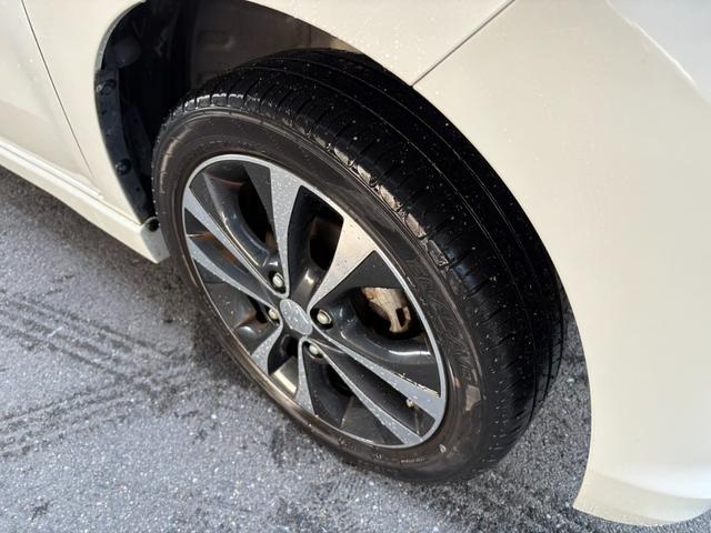 ワゴンRスティングレー T 車検8年6月・社外ナビ・地デジ・ETC・前後ドラレコ・HID・スマートキー・純正AW・禁煙車・本革巻きステアリング新品交換済み(13枚目)