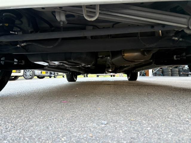 ワゴンRスティングレー T 車検8年6月・社外ナビ・地デジ・ETC・前後ドラレコ・HID・スマートキー・純正AW・禁煙車・本革巻きステアリング新品交換済み(33枚目)