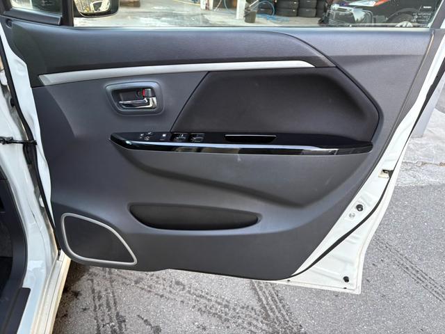 ワゴンRスティングレー T 車検8年6月・社外ナビ・地デジ・ETC・前後ドラレコ・HID・スマートキー・純正AW・禁煙車・本革巻きステアリング新品交換済み(65枚目)