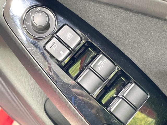 アクセラスポーツ １５Ｓ　純正ナビ　バックカメラ　衝突軽減　禁煙車　ビルトインＥＴＣ　Ｂｌｕｅｔｏｏｔｈ　フルセグ　ＬＥＤヘッドライト　ブラインドスポットモニター　クルコン　オートライト　デュアルエアコン　純正１６インチアルミ（35枚目）