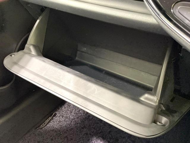 アクア Ｇ　純正９インチナビ　バックカメラ　トヨタセーフティセンス　禁煙車　ドラレコ　シートヒーター　コーナーセンサー　スマートキー　ＬＥＤヘッド　ＥＴＣ２．０　クルコン　オートハイビーム　純正１５インチアルミ（55枚目）