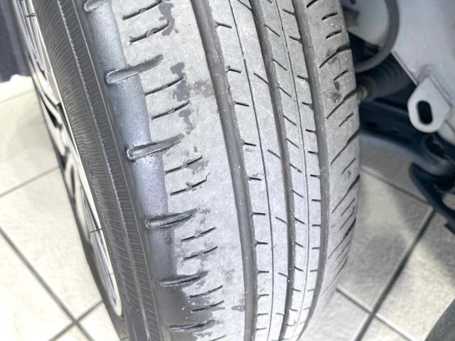 ルーミー カスタムＧ　純正９型ナビ　全周囲カメラ　両側電動ドア　衝突軽減　ドラレコ　ＥＴＣ　禁煙車　レーダークルーズ　コーナーセンサー　シートヒーター　ＬＥＤヘッド　オートライト　オートエアコン　スマートキー　ＬＥＤフォグ（26枚目）