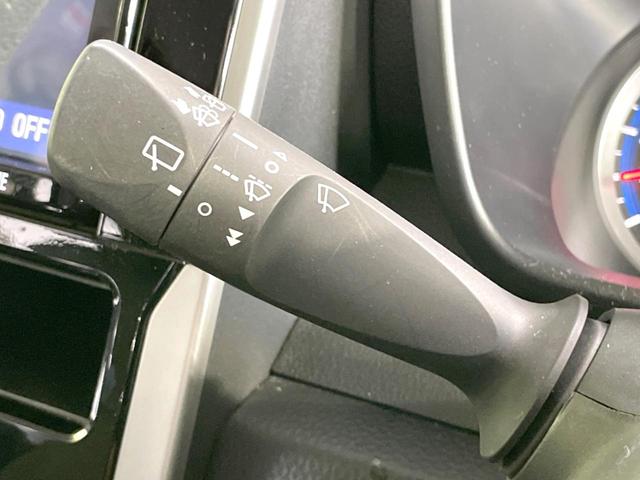 ルーミー カスタムＧ　純正９型ナビ　全周囲カメラ　両側電動ドア　衝突軽減　ドラレコ　ＥＴＣ　禁煙車　レーダークルーズ　コーナーセンサー　シートヒーター　ＬＥＤヘッド　オートライト　オートエアコン　スマートキー　ＬＥＤフォグ（43枚目）