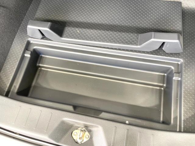 ルーミー カスタムＧ　純正９型ナビ　全周囲カメラ　両側電動ドア　衝突軽減　ドラレコ　ＥＴＣ　禁煙車　レーダークルーズ　コーナーセンサー　シートヒーター　ＬＥＤヘッド　オートライト　オートエアコン　スマートキー　ＬＥＤフォグ（63枚目）