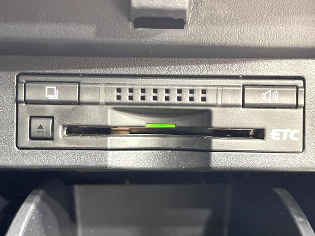 ヴェルファイア ２．５Ｚ　両側電動ドア　ＳＤナビ　バックカメラ　禁煙車　ドラレコ　コーナーセンサー　スマートキー　ＬＥＤヘッド　ビルトインＥＴＣ　オートライト　デュアルエアコン　純正１７インチアルミ　リアエアコン（6枚目）