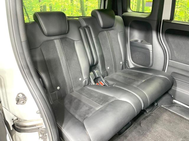 Ｎ－ＢＯＸカスタム Ｌターボ　両側電動ドア　衝突軽減　純正ナビ　バックカメラ　ドラレコ　ＥＴＣ　禁煙車　アダプティブクルーズ　シートヒーター　コーナーセンサー　ＬＥＤヘッド　オートライト　オートエアコン　電動パーキングブレーキ（9枚目）