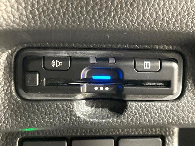Ｎ－ＢＯＸカスタム Ｌターボ　両側電動ドア　衝突軽減　純正ナビ　バックカメラ　ドラレコ　ＥＴＣ　禁煙車　アダプティブクルーズ　シートヒーター　コーナーセンサー　ＬＥＤヘッド　オートライト　オートエアコン　電動パーキングブレーキ（35枚目）