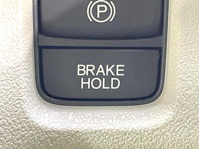 N-BOX ベースグレード 禁煙車 電動スライドドア ホンダセンシング アダプティブクルーズ コーナーセンサー スマートキー LEDヘッド オートハイビーム 車線逸脱警報 オートライト オートエアコン CD 電動格納ドアミラー(7枚目)