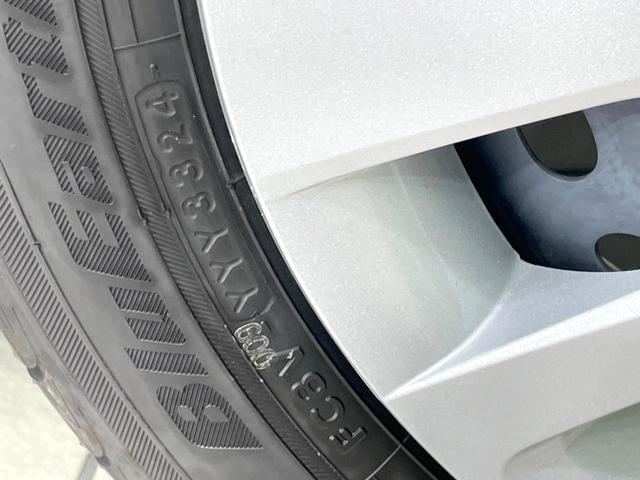 N-BOX ベースグレード 禁煙車 電動スライドドア ホンダセンシング アダプティブクルーズ コーナーセンサー スマートキー LEDヘッド オートハイビーム 車線逸脱警報 オートライト オートエアコン CD 電動格納ドアミラー(25枚目)