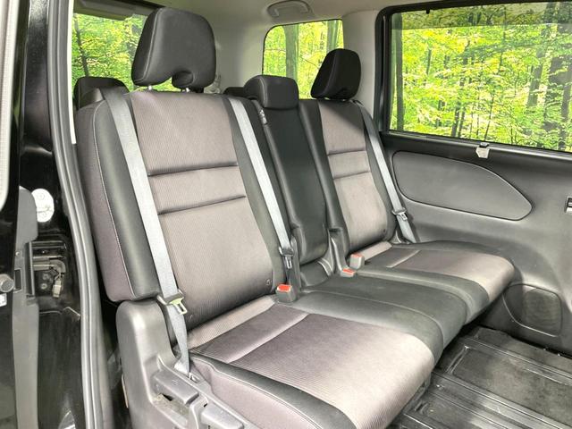 セレナ ハイウェイスター　ＶセレクションＩＩ　禁煙車　純正９型ナビ　全周囲カメラ　後席モニター　両側電動ドア　衝突軽減　ドラレコ　コーナーセンサー　スマートキー　ＬＥＤヘッド　ビルトインＥＴＣ　Ｂｌｕｅｔｏｏｔｈ　フルセグ　クルコン　オートライト（9枚目）