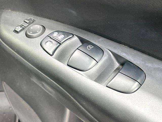 セレナ ハイウェイスター　ＶセレクションＩＩ　禁煙車　純正９型ナビ　全周囲カメラ　後席モニター　両側電動ドア　衝突軽減　ドラレコ　コーナーセンサー　スマートキー　ＬＥＤヘッド　ビルトインＥＴＣ　Ｂｌｕｅｔｏｏｔｈ　フルセグ　クルコン　オートライト（56枚目）