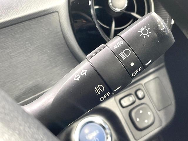 アクア Sスタイルブラック 純正ナビ バックカメラ セーフティセンス 禁煙車 スマートキー LEDヘッド LEDフロントフォグ オートハイビーム オートライト オートエアコン Bluetooth CD DVD再生 フルセグTV(47枚目)