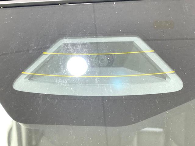 スペーシアカスタム ハイブリッドＸＳ　届出済未使用車　両側電動ドア　衝突軽減　レーダークルーズ　シートヒーター　コーナーセンサー　ステアリングヒーター　ヘッドアップディスプレイ　スマートキー　ＬＥＤヘッド　オートライト　オートエアコン（4枚目）