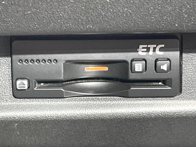 ジムニーシエラ ＪＣ　４ＷＤ　衝突軽減　純正９型ナビ　ドラレコ　ＥＴＣ　禁煙車　クルコン　シートヒーター　車線逸脱警報　ＬＥＤヘッド　オートライト　オートエアコンヘッドランプウォッシャー　ダウンヒルアシスト　フルセグ（6枚目）