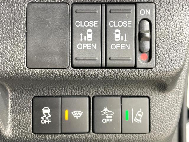 フリード G・ホンダセンシング 禁煙車 両側電動ドア 衝突軽減 8型ナビ バックカメラ ETC アダプティブクルーズ シートヒーター 車線逸脱警報 LEDヘッド オートライト オートエアコン スマートキー フルセグ 電動格納ミラー(35枚目)