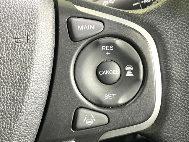 フリード G・ホンダセンシング 禁煙車 両側電動ドア 衝突軽減 8型ナビ バックカメラ ETC アダプティブクルーズ シートヒーター 車線逸脱警報 LEDヘッド オートライト オートエアコン スマートキー フルセグ 電動格納ミラー(43枚目)