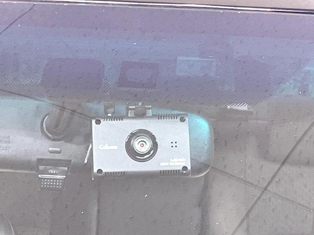 マークX 250G リラックスセレクション 禁煙車 SDナビ ドラレコ スマートキー パワーシート HIDヘッド フロントフォグ ETC オートライト デュアルエアコン 純正16インチアルミ CD DVD再生 フルセグ 革巻きステアリング(5枚目)