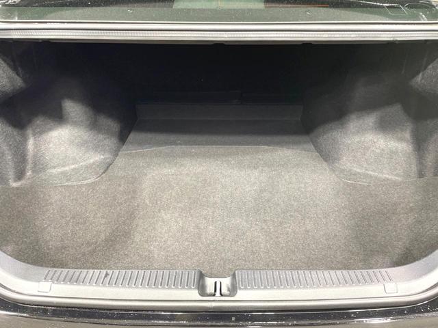 マークX 250G リラックスセレクション 禁煙車 SDナビ ドラレコ スマートキー パワーシート HIDヘッド フロントフォグ ETC オートライト デュアルエアコン 純正16インチアルミ CD DVD再生 フルセグ 革巻きステアリング(10枚目)