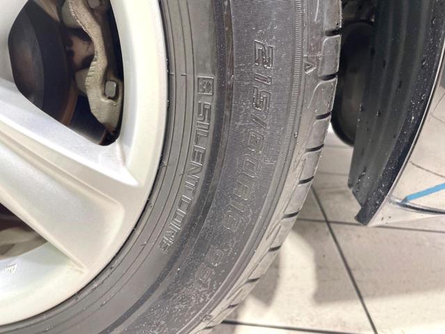 マークX 250G リラックスセレクション 禁煙車 SDナビ ドラレコ スマートキー パワーシート HIDヘッド フロントフォグ ETC オートライト デュアルエアコン 純正16インチアルミ CD DVD再生 フルセグ 革巻きステアリング(23枚目)