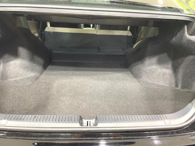 マークX 250G リラックスセレクション 禁煙車 SDナビ ドラレコ スマートキー パワーシート HIDヘッド フロントフォグ ETC オートライト デュアルエアコン 純正16インチアルミ CD DVD再生 フルセグ 革巻きステアリング(31枚目)