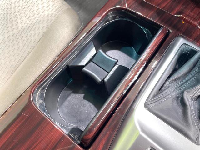 マークX 250G リラックスセレクション 禁煙車 SDナビ ドラレコ スマートキー パワーシート HIDヘッド フロントフォグ ETC オートライト デュアルエアコン 純正16インチアルミ CD DVD再生 フルセグ 革巻きステアリング(51枚目)