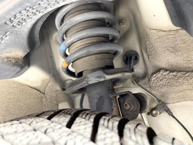 ムーヴ カスタム X SDナビ 禁煙車 ドラレコ スマートキー HIDヘッド オートエアコン 純正14インチアルミ Bluetooth DVD再生 地デジ アイドリングストップ 盗難防止装置 横滑り防止装置 衝突安全ボディ(20枚目)