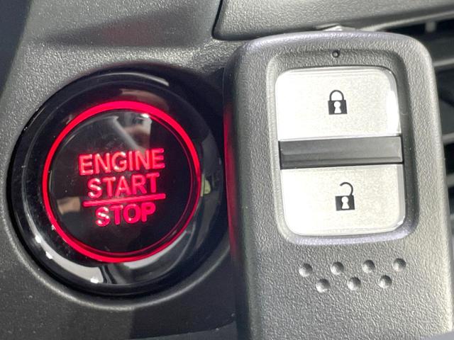 WR-V X ホンダセンシング レーダークルーズ 禁煙車 コーナーセンサー スマートキー LEDヘッドライト オートハイビーム 車線逸脱警報 オートライト オートエアコン パドルシフト 盗難防止装置 横滑り防止装置(5枚目)