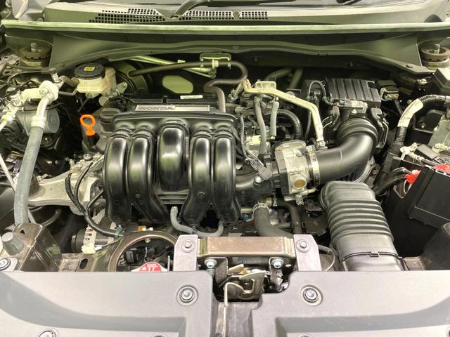 WR-V X ホンダセンシング レーダークルーズ 禁煙車 コーナーセンサー スマートキー LEDヘッドライト オートハイビーム 車線逸脱警報 オートライト オートエアコン パドルシフト 盗難防止装置 横滑り防止装置(18枚目)