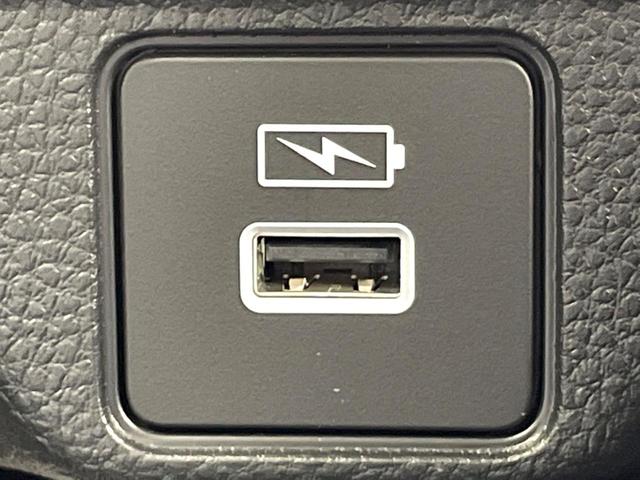 WR-V X ホンダセンシング レーダークルーズ 禁煙車 コーナーセンサー スマートキー LEDヘッドライト オートハイビーム 車線逸脱警報 オートライト オートエアコン パドルシフト 盗難防止装置 横滑り防止装置(39枚目)