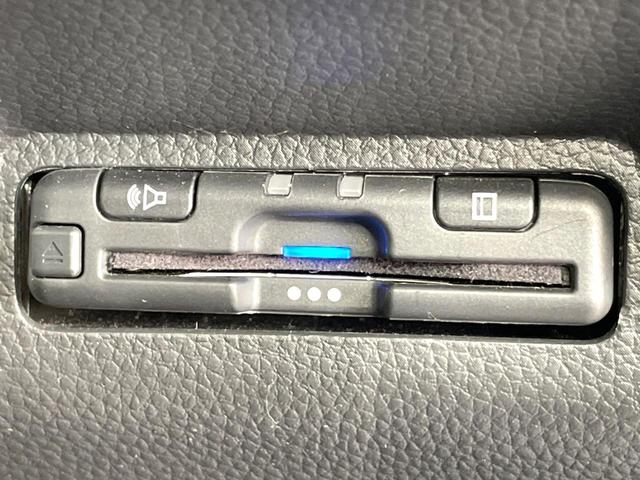 ステップワゴン e:HEVスパーダ 両側電動ドア 衝突軽減 11型ディスプレイ ドラレコ ETC 禁煙車 アダプティブクルーズ デジタルインナーミラー コーナーセンサー シートヒーター ブラインドスポットモニター パワーバックドア(7枚目)