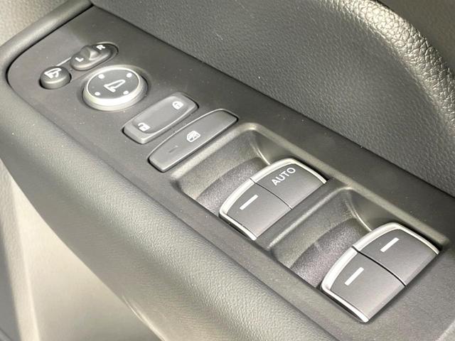 ステップワゴン e:HEVスパーダ 両側電動ドア 衝突軽減 11型ディスプレイ ドラレコ ETC 禁煙車 アダプティブクルーズ デジタルインナーミラー コーナーセンサー シートヒーター ブラインドスポットモニター パワーバックドア(58枚目)