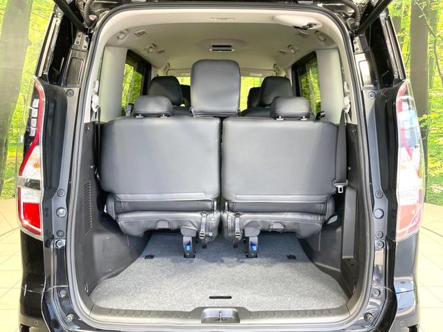 セレナ e-パワー ハイウェイスターV プロパイロット 衝突軽減 両側電動ドア 純正9型ナビ 全周囲カメラ ドラレコ ETC 禁煙車 デジタルインナーミラー ブラインドスポットモニター コーナーセンサー LEDヘッド オートエアコン(11枚目)