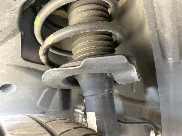 セレナ e-パワー ハイウェイスターV プロパイロット 衝突軽減 両側電動ドア 純正9型ナビ 全周囲カメラ ドラレコ ETC 禁煙車 デジタルインナーミラー ブラインドスポットモニター コーナーセンサー LEDヘッド オートエアコン(20枚目)