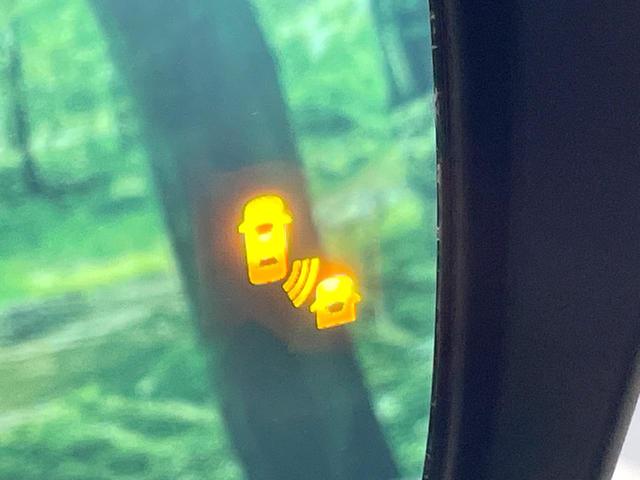 セレナ e-パワー ハイウェイスターV プロパイロット 衝突軽減 両側電動ドア 純正9型ナビ 全周囲カメラ ドラレコ ETC 禁煙車 デジタルインナーミラー ブラインドスポットモニター コーナーセンサー LEDヘッド オートエアコン(30枚目)