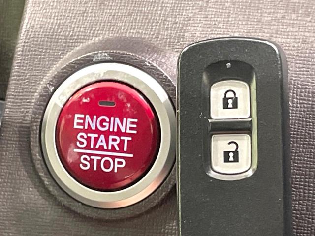 N-ONE プレミアム 純正ナビ ドラレコ ETC 禁煙車 HIDヘッド オートライト オートエアコン フロントフォグ 純正14インチアルミ 電動格納ミラー 横滑り防止装置 盗難防止装置 衝突安全ボディ CD再生(5枚目)