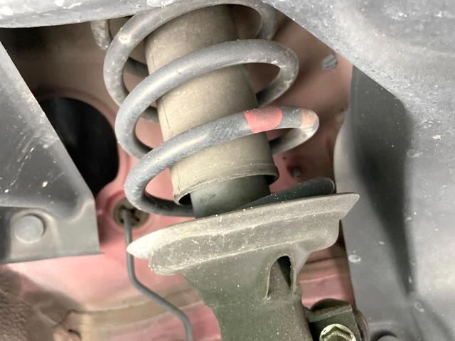 N-ONE プレミアム 純正ナビ ドラレコ ETC 禁煙車 HIDヘッド オートライト オートエアコン フロントフォグ 純正14インチアルミ 電動格納ミラー 横滑り防止装置 盗難防止装置 衝突安全ボディ CD再生(19枚目)