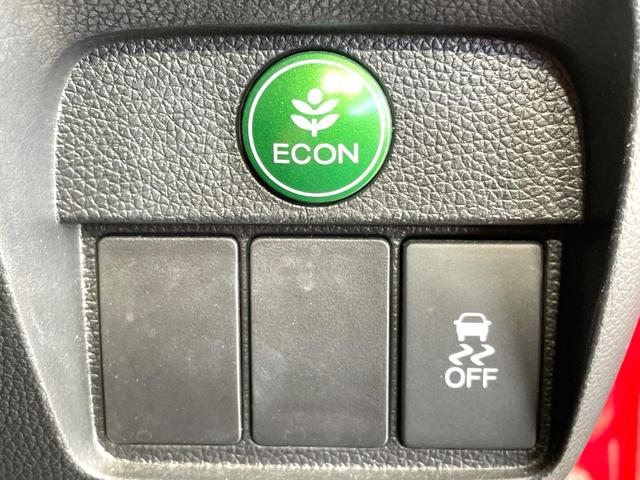 N-ONE プレミアム 純正ナビ ドラレコ ETC 禁煙車 HIDヘッド オートライト オートエアコン フロントフォグ 純正14インチアルミ 電動格納ミラー 横滑り防止装置 盗難防止装置 衝突安全ボディ CD再生(31枚目)