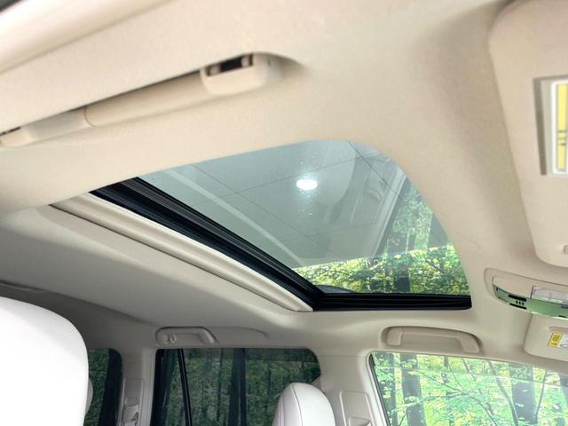 ランドクルーザープラド ＴＸ　Ｌパッケージ　禁煙車　７人乗り　サンルーフ　革シート　４ＷＤ　純正ナビ　バックカメラ　ドラレコ　ＥＴＣ　セーフティセンス　レーダークルーズ　シートエアコン　パワーシート　コーナーセンサー　ＬＥＤヘッド　フルセグＴＶ（3枚目）