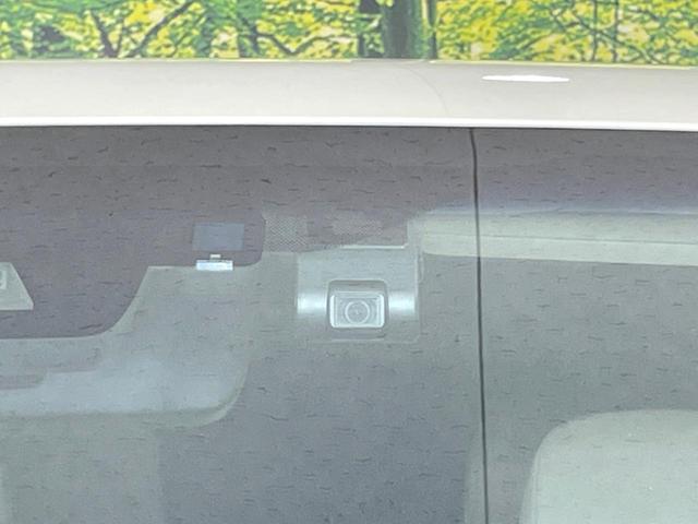 ランドクルーザープラド ＴＸ　Ｌパッケージ　禁煙車　７人乗り　サンルーフ　革シート　４ＷＤ　純正ナビ　バックカメラ　ドラレコ　ＥＴＣ　セーフティセンス　レーダークルーズ　シートエアコン　パワーシート　コーナーセンサー　ＬＥＤヘッド　フルセグＴＶ（7枚目）