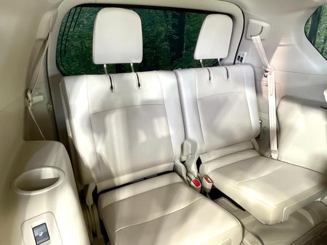 ランドクルーザープラド ＴＸ　Ｌパッケージ　禁煙車　７人乗り　サンルーフ　革シート　４ＷＤ　純正ナビ　バックカメラ　ドラレコ　ＥＴＣ　セーフティセンス　レーダークルーズ　シートエアコン　パワーシート　コーナーセンサー　ＬＥＤヘッド　フルセグＴＶ（10枚目）