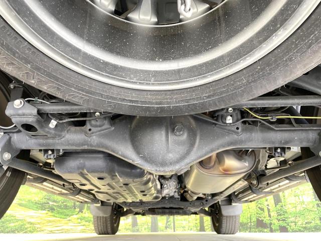 ランドクルーザープラド ＴＸ　Ｌパッケージ　禁煙車　７人乗り　サンルーフ　革シート　４ＷＤ　純正ナビ　バックカメラ　ドラレコ　ＥＴＣ　セーフティセンス　レーダークルーズ　シートエアコン　パワーシート　コーナーセンサー　ＬＥＤヘッド　フルセグＴＶ（20枚目）