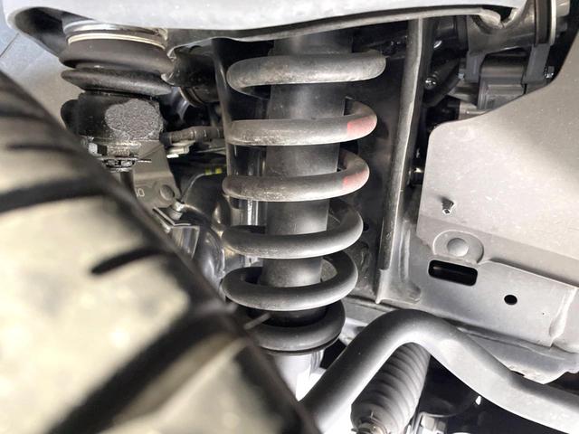 ランドクルーザープラド ＴＸ　Ｌパッケージ　禁煙車　７人乗り　サンルーフ　革シート　４ＷＤ　純正ナビ　バックカメラ　ドラレコ　ＥＴＣ　セーフティセンス　レーダークルーズ　シートエアコン　パワーシート　コーナーセンサー　ＬＥＤヘッド　フルセグＴＶ（21枚目）