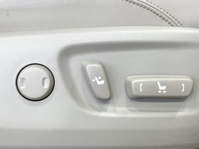 ランドクルーザープラド ＴＸ　Ｌパッケージ　禁煙車　７人乗り　サンルーフ　革シート　４ＷＤ　純正ナビ　バックカメラ　ドラレコ　ＥＴＣ　セーフティセンス　レーダークルーズ　シートエアコン　パワーシート　コーナーセンサー　ＬＥＤヘッド　フルセグＴＶ（47枚目）